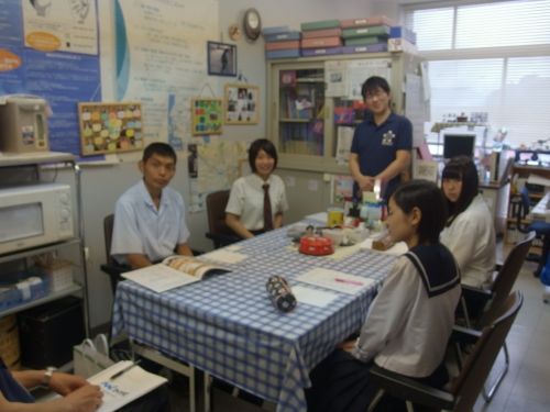 http://www.heisei-u.ac.jp/faculty_info/img/2015ken3.jpg