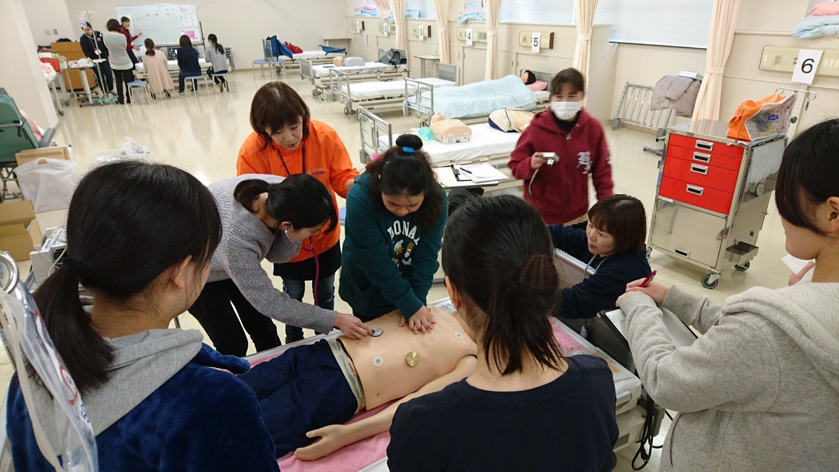 実施腹部 - コピー.jpg