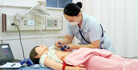 「実践的な学び」画像差し替え